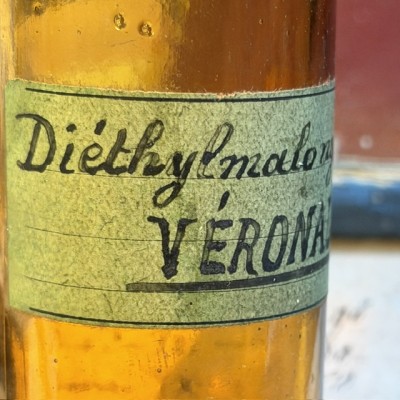 Véronal - Barbituriques - Poison - Flacon ancien de pharmacie