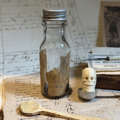 A avaler aux repas - Antique pharmacy bottle - Apothecary