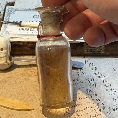 Dropper - Antique pharmacy bottle - Apothecary
