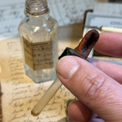 Dropper - Antique pharmacy bottle - Apothecary