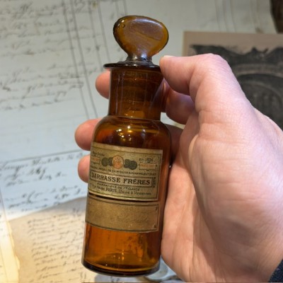 Sodium tartrate - Soda lye - Antique pharmacy bottle - Apothecary