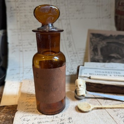 Sodium tartrate - Soda lye - Antique pharmacy bottle - Apothecary