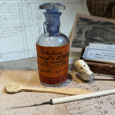 Atropine (Belladone) - Poison - Flacon ancien de pharmacie
