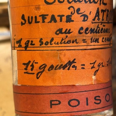 Atropine Sulphate - Belladonna - POISON cabinet - Antique pharmacy bottle