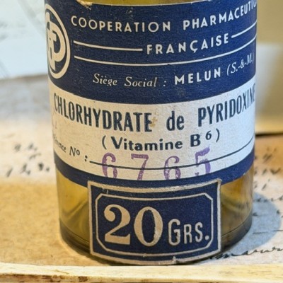 Chlorhydrate de Pyridoxine - Vitamine B6 - Flacon ancien de pharmacie-Apothicaire