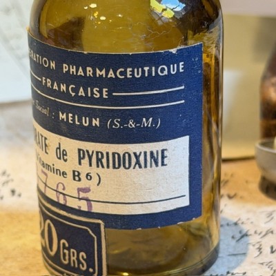 Pyridoxine hydrochloride - Vitamin B6 - Antique pharmacy bottle - Apothecary