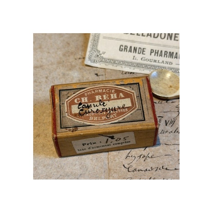 Curoxyure bone cannula in its box – New vintage stock – 1939/1940