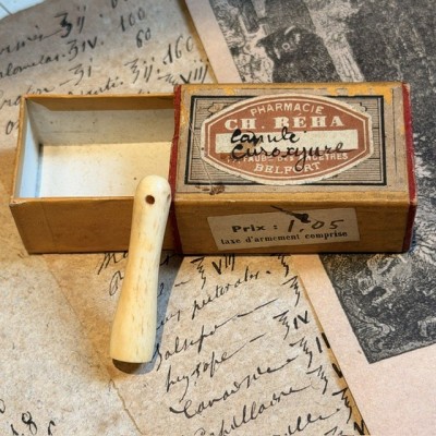 Curoxyure bone cannula in its box – New vintage stock – 1939/1940