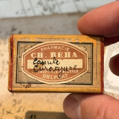 Curoxyure bone cannula in its box – New vintage stock – 1939/1940
