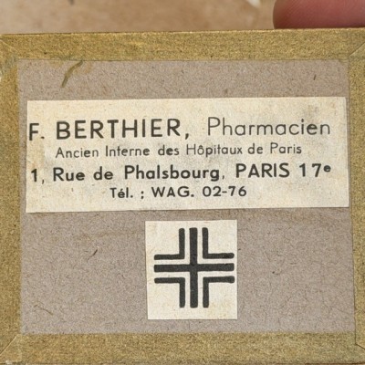 Paire de canules médicales en ébonite dans leur boîte d'origine - 1920/1930