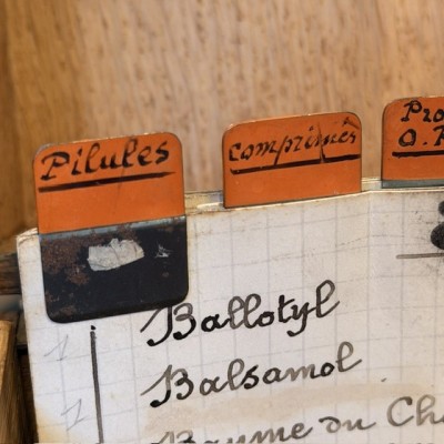 Boîte à fiches de bureau en chêne - Meuble de Métier de pharmacie 1910/1930