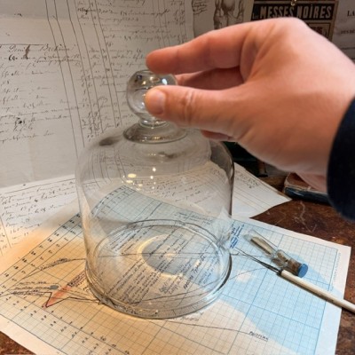 Protective laboratory bell jar - Blown glass - 1900 - Pharmacy - Apothecary