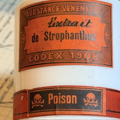 Extrait de Strophanthus - Codex 1908 - Poison - Pot ancien de pharmacie