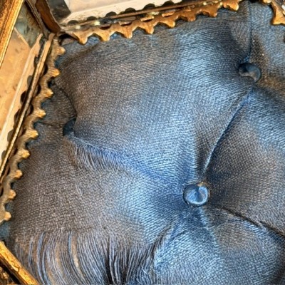 Boite reliquaire du XIXème siècle - Coffret à bijoux
