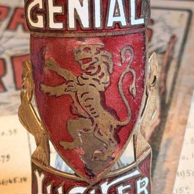 Génial Lucifer - Vintage bicycle headbadge - Brass & Red Enamel - 1930