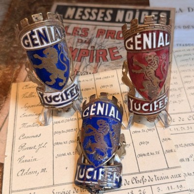 Génial Lucifer - Vintage bicycle headbadge - Brass & Blue Enamel - 1930