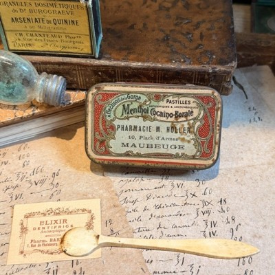 Boîte de pastilles à la Cocaïne - Pharmacie HOLLER - 1900/1910 - Art Nouveau