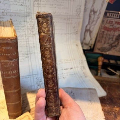 Albert Moderne ou nouveaux secrets éprouvés et licites - Grimoire 1777