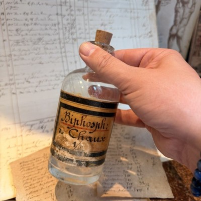 Biphosphate de Chaux - Antique pharmacy bottle - Apothecary