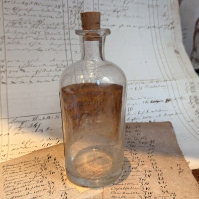 Biphosphate de Chaux - Antique pharmacy bottle - Apothecary