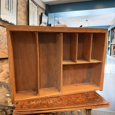 Tiroir de pharmacie ancien en bois compartimenté - 6 compartiments