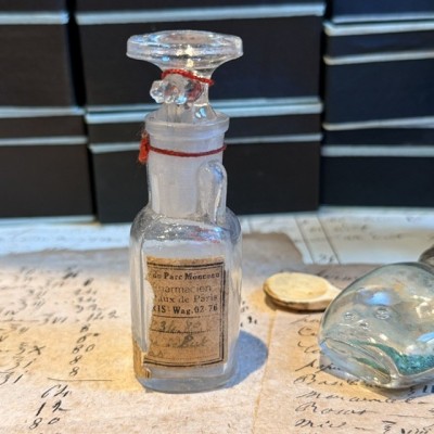 Flacon Compte-goutte ancien de pharmacie-Apothicaire