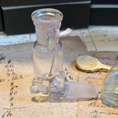 Flacon Compte-goutte ancien de pharmacie-Apothicaire