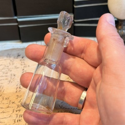 Flacon Compte-goutte ancien de pharmacie-Apothicaire