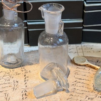 Dropper bottle - Antique pharmacy bottle - Apothecary