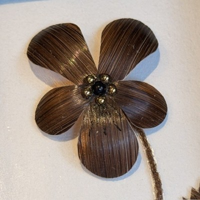 Fleur de pensée en cheveux - Souvenir à la manière victorienne du XIXème siècle