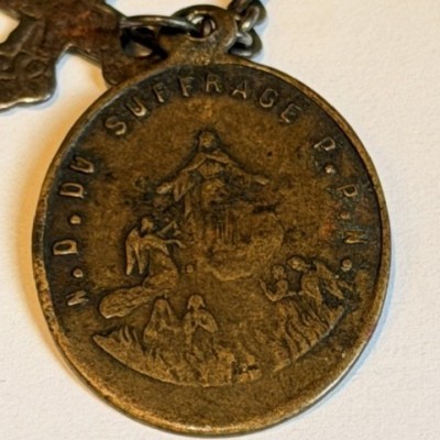 Memento mori - Two-sided rosary bead with indulgence medal - 19th century
