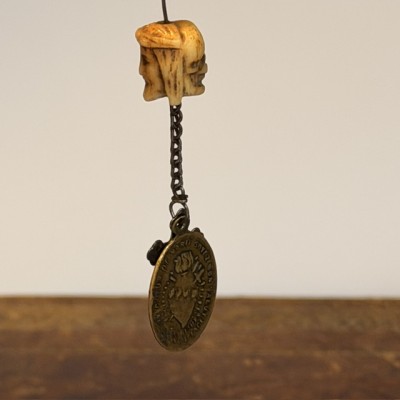 Memento Mori - Grain de rosaire bi-face avec médaille d'indulgence - Piété XIXème siècle