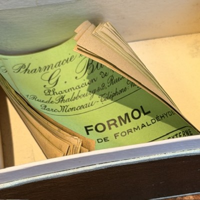 Formalin - Antique labels in a pharmacy box for remedy in canvas cardboard