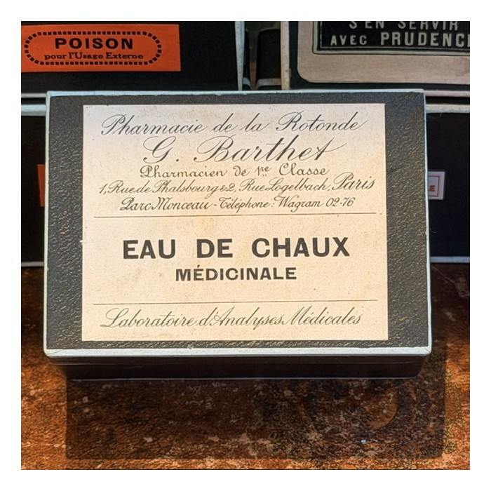 Eau de Chaux Médicinale - Antique labels in a pharmacy box for remedy in canvas cardboard