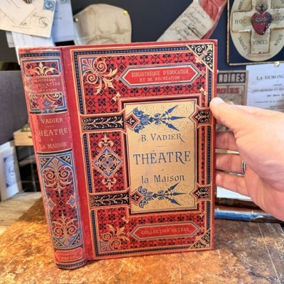 Théâtre à la maison par Vadier - 1880 - Cartonnage d'éditeur - Collection Hetzel