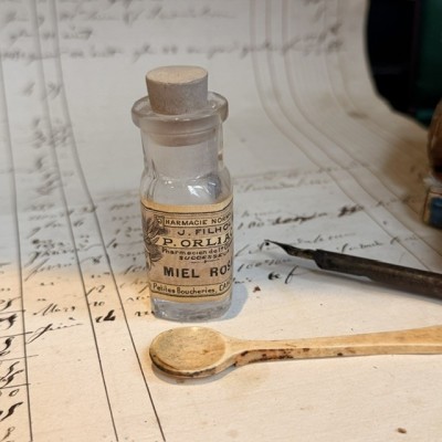Miel rosat - Flacon ancien de pharmacie-Apothicaire