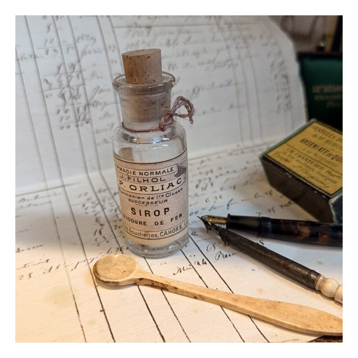 Iodure de Fer- Antique pharmacy bottle - Apothecary