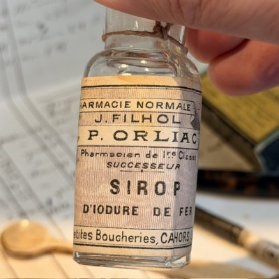 Iodure de Fer- Antique pharmacy bottle - Apothecary
