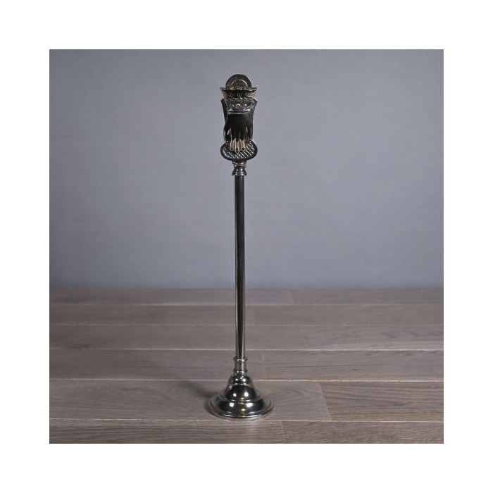 Letter clamp on stand