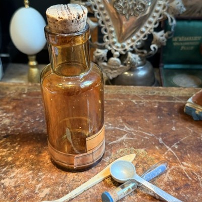 Arséniate de Soude - POISON cabinet - Antique pharmacy bottle
