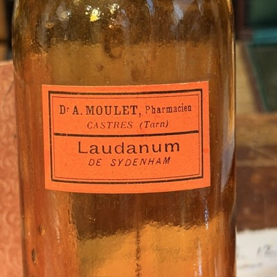 Sydenham's Laudanum - Opium tincture - POISON - Vintage pharmacy bottle