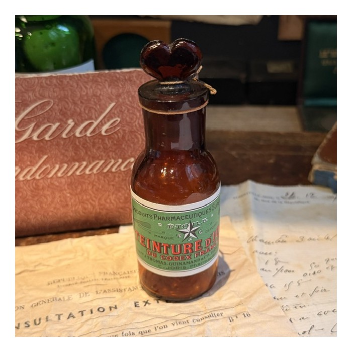 Iodine dye - Antique pharmacy bottle - Apothecary