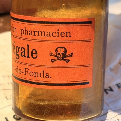 Eau Régale - Dangerous acid - Antique pharmacy bottle - Apothecary