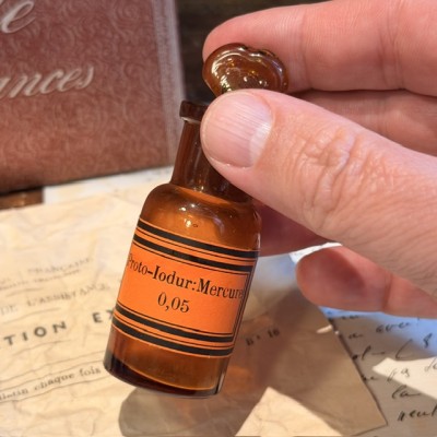 Proto-iodure de Mercure - Syphilis - Poison - Flacon ancien de pharmacie