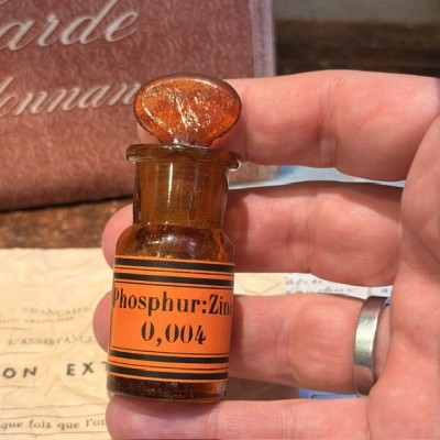 Phosphure de Zinc - Gaz tueur - Aphrodisiaque - Poison - Flacon ancien de pharmacie
