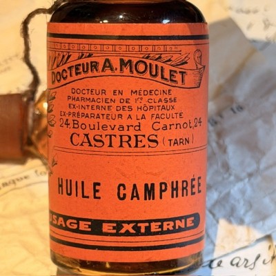 Huile camphrée - Antique pharmacy bottle - Apothecary