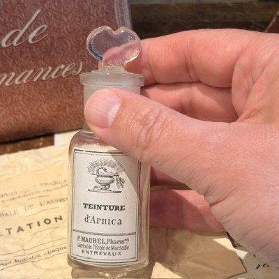 Teinture d'Arnica - Flacon ancien de pharmacie-Apothicaire