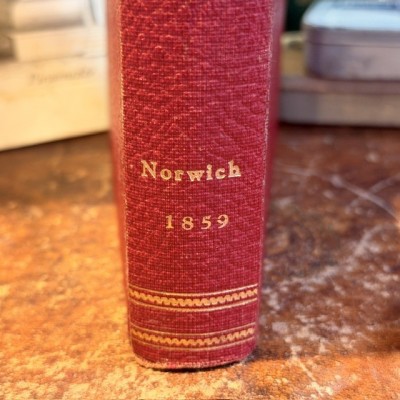 The Norwich Jubilee (1859) - Édition Originale sur Papier de Momie - En bandelettes de momie