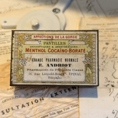 Boîte de pastilles à la Cocaïne - Pharmacie ANDRIOT - 1900/1910 - Art Nouveau