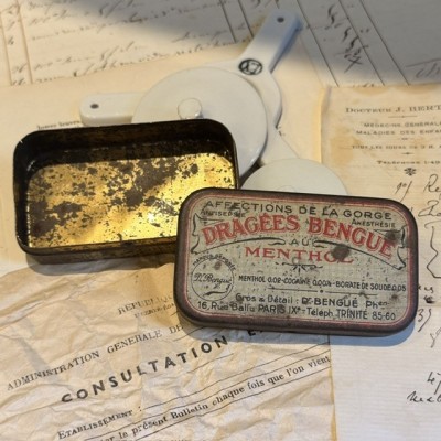 Metal box of breath mints with cocaine - 1920's - Dragees BENGUE